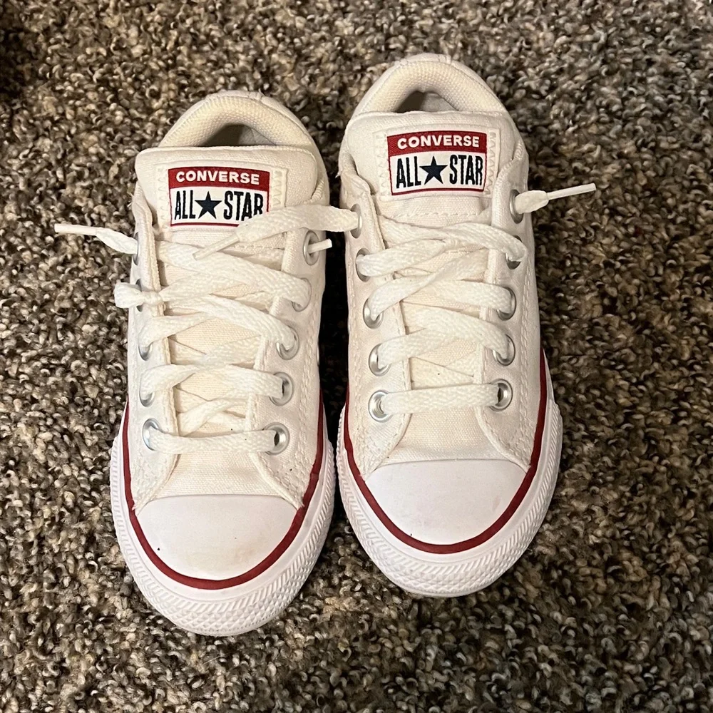 Converse Kids White Canvas Low-Top Sneakers with Red Trim